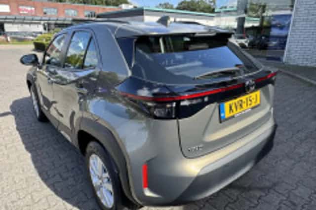 Toyota Yaris Cross (2025) thumbnail 3
