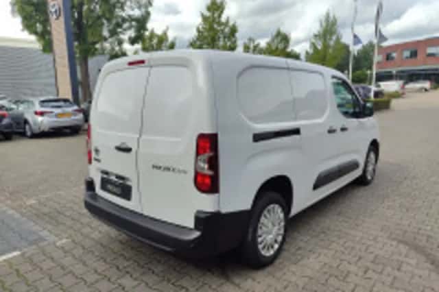 Toyota Proace (2024) thumbnail 3