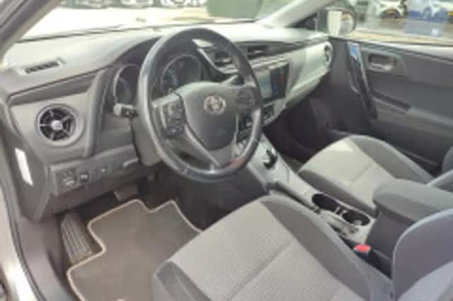 Toyota Auris (2018) thumbnail 5