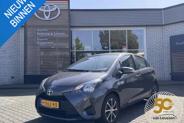 Toyota Yaris (2020) thumbnail 1