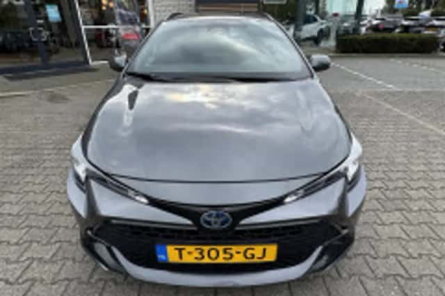 Toyota Corolla (2023) thumbnail 6