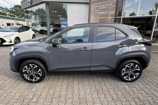 Toyota Yaris Cross (2026) thumbnail 2