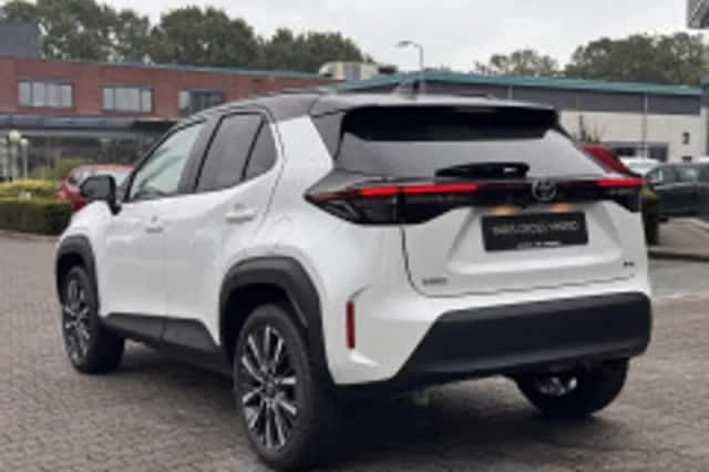 Toyota Yaris Cross (2026) thumbnail 5