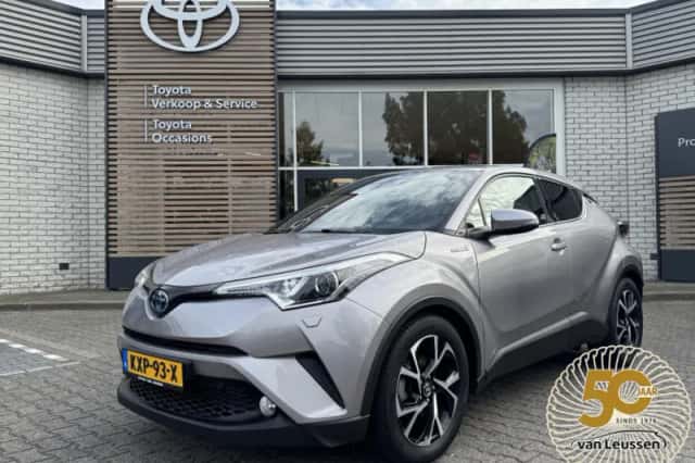 Toyota C-HR (2019) thumbnail 1