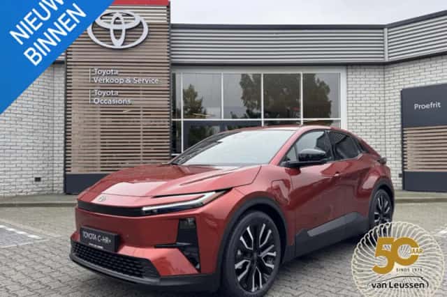 Toyota C-HR (2026) thumbnail 1