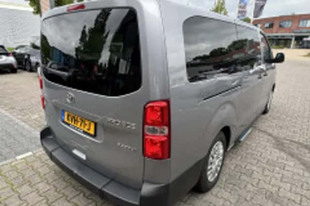 Toyota ProAce Electric Verso (2024) thumbnail 5