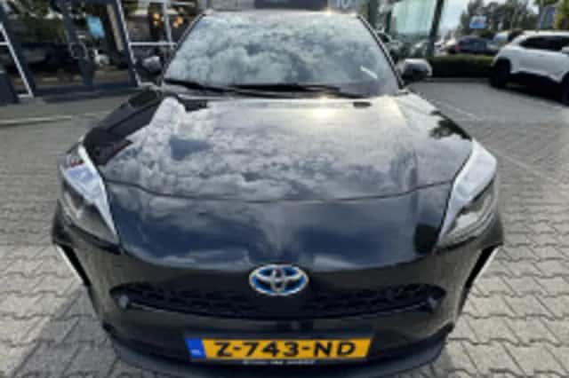 Toyota Yaris Cross (2024) thumbnail 6