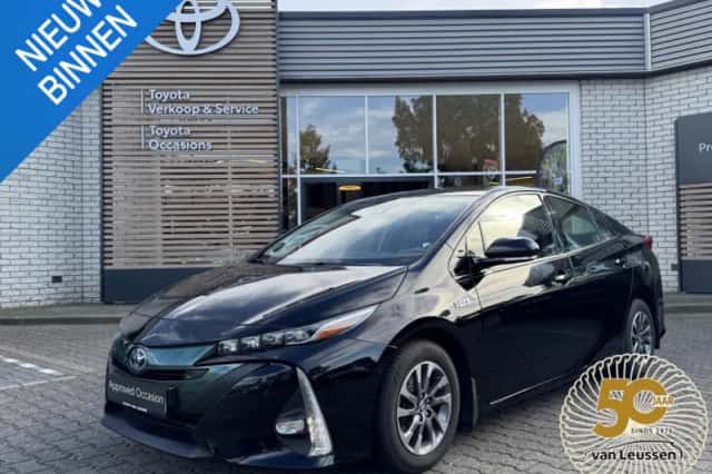 Toyota Prius (2020) thumbnail 1