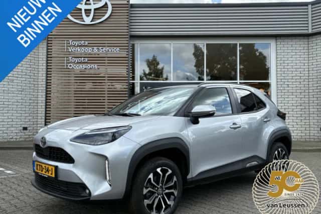 Toyota Yaris Cross (2025) thumbnail 1