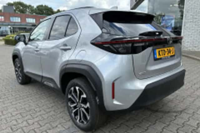 Toyota Yaris Cross (2025) thumbnail 5