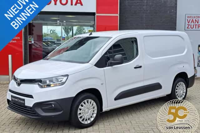 Toyota Proace (2024) thumbnail 1