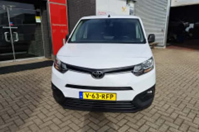 Toyota ProAce City (2024) thumbnail 5