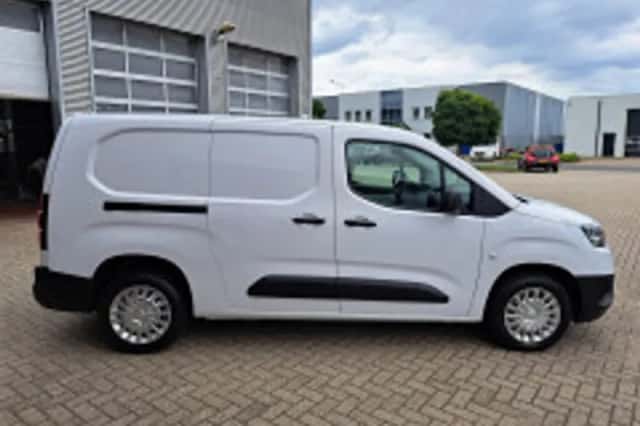 Toyota Proace (2024) thumbnail 5