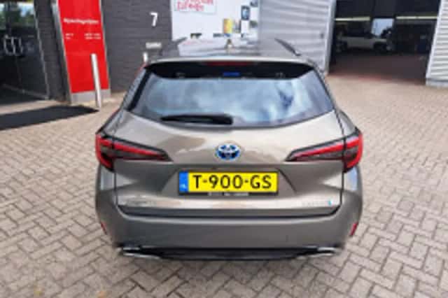 Toyota Corolla (2023) thumbnail 6