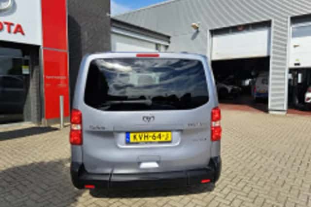 Toyota ProAce Electric Shuttle (2024) thumbnail 6