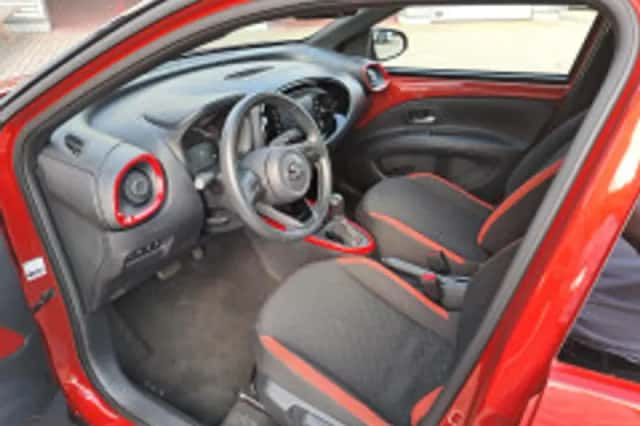 Toyota Aygo X (2022) thumbnail 4
