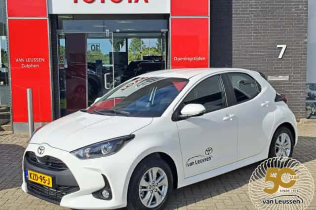 Toyota Yaris (2026) thumbnail 1