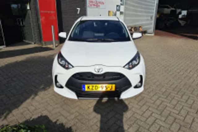 Toyota Yaris (2026) thumbnail 3