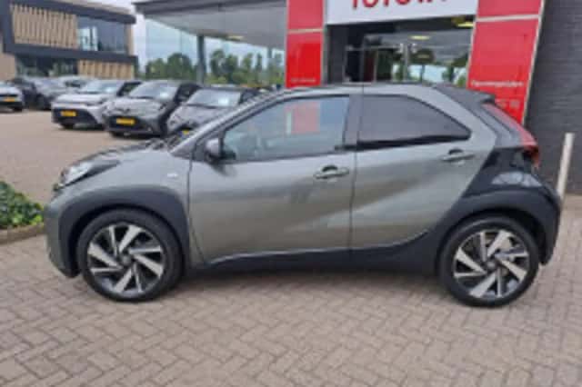 Toyota Aygo X (2022) thumbnail 3