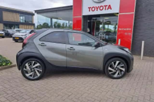 Toyota Aygo X (2022) thumbnail 4