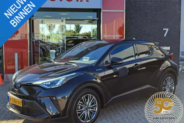Toyota C-HR (2021) thumbnail 1