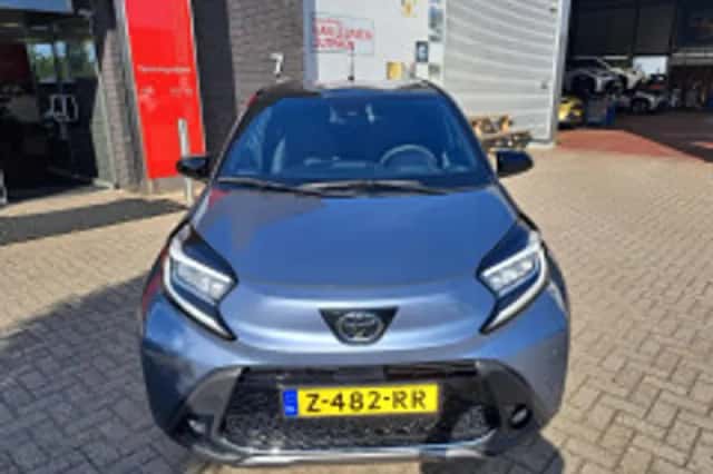 Toyota Aygo X (2024) thumbnail 3