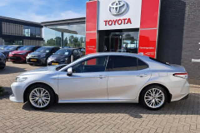 Toyota Camry (2019) thumbnail 6