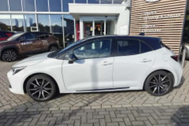 Toyota Corolla (2024) thumbnail 4