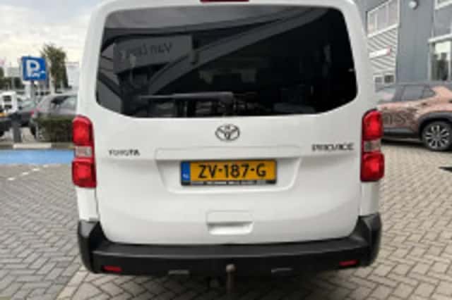 Toyota ProAce Shuttle (2019) thumbnail 6