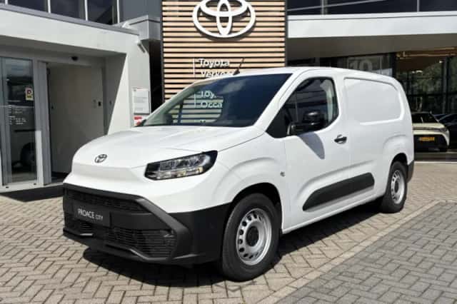 Toyota ProAce City (2026) thumbnail 1