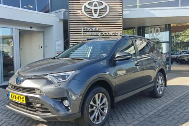 Toyota RAV4 (2019) thumbnail 1