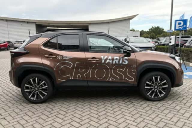 Toyota Yaris Cross (2026) thumbnail 2
