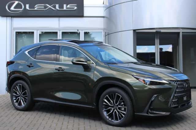 Lexus NX (2026) thumbnail 1