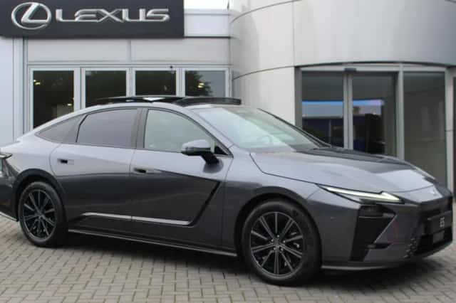 Lexus ES (2026) thumbnail 1