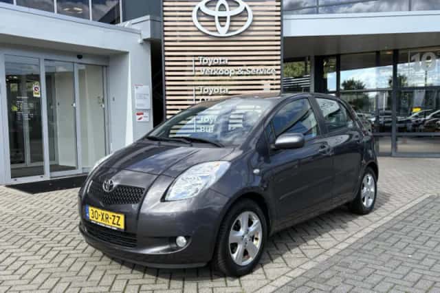 Toyota Yaris (2007) thumbnail 1