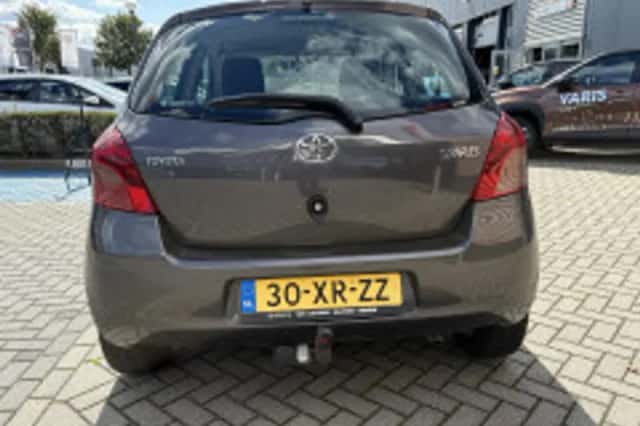 Toyota Yaris (2007) thumbnail 6