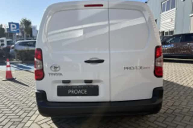 Toyota Proace (2024) thumbnail 6