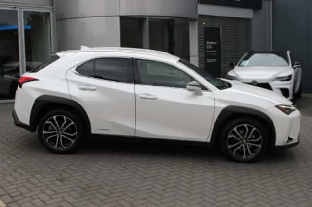 Lexus UX (2020) thumbnail 2