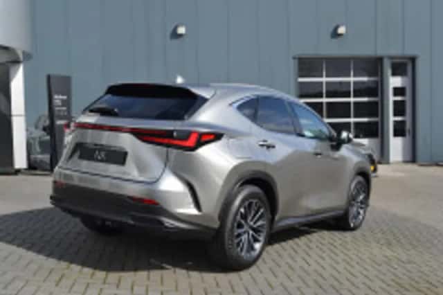 Lexus NX (2026) thumbnail 3