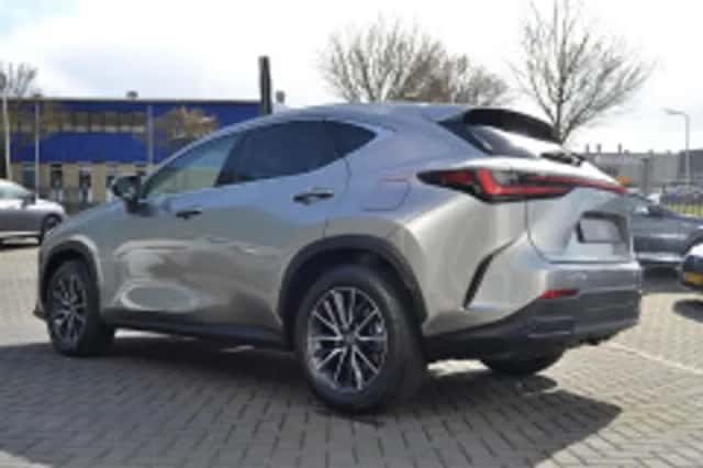Lexus NX (2026) thumbnail 5
