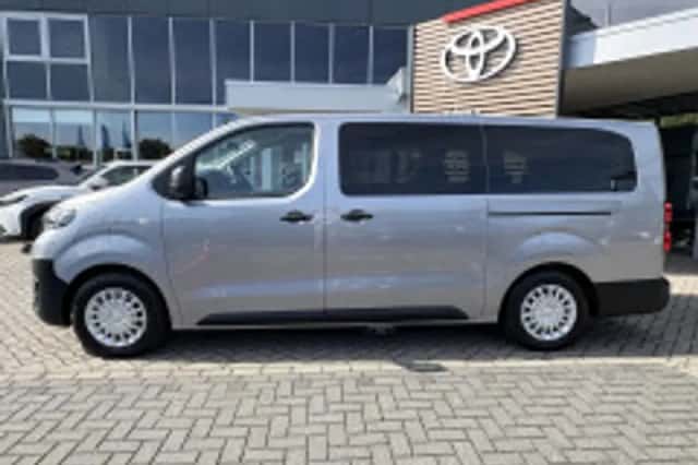 Toyota ProAce Electric Verso (2024) thumbnail 4