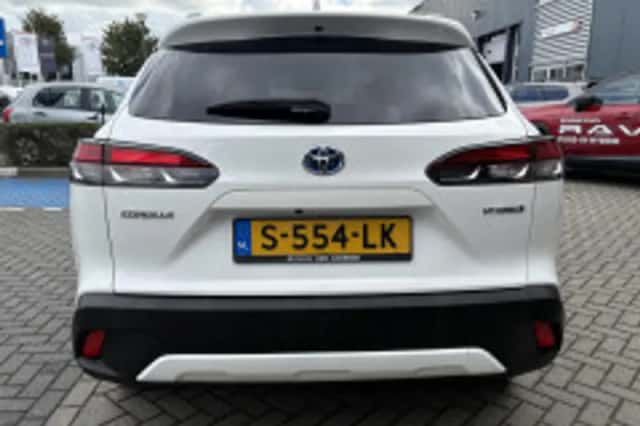 Toyota Corolla Cross (2023) thumbnail 6