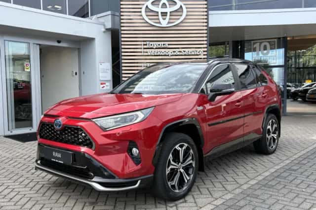 Toyota RAV4 (2021) thumbnail 1
