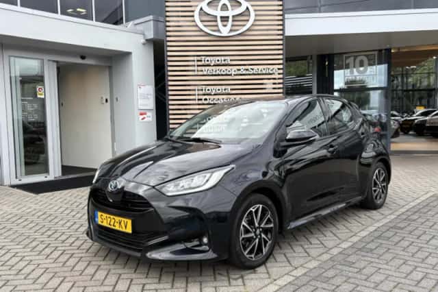 Toyota Yaris (2023) thumbnail 1