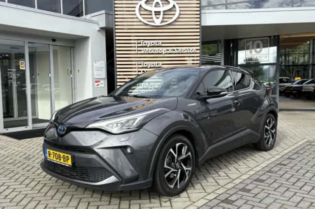 Toyota C-HR (2021) thumbnail 1
