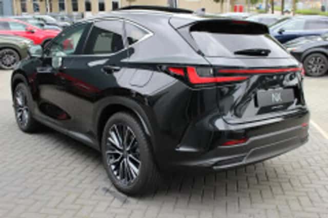 Lexus NX (2026) thumbnail 5