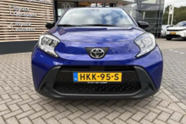 Toyota Aygo X (2023) thumbnail 3
