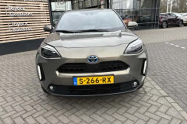 Toyota Yaris Cross (2023) thumbnail 3