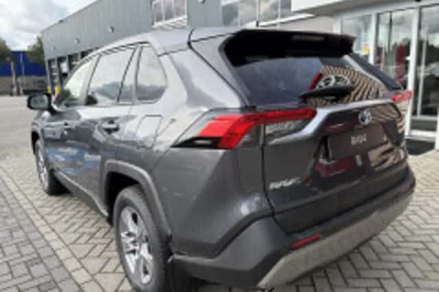 Toyota RAV4 (2024) thumbnail 5