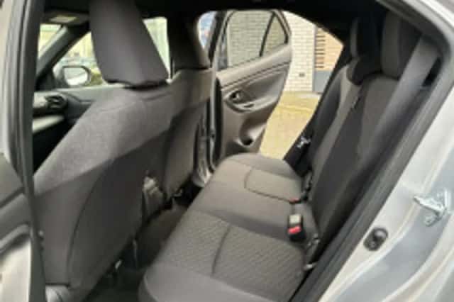 Toyota Yaris Cross (2025) thumbnail 4
